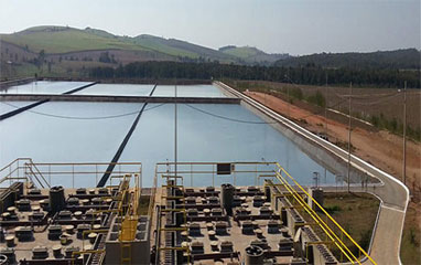 Geomembrana em lagoas de estação de tratamento de efluentes e águas